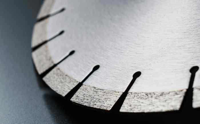 Precision Blade โ Profile